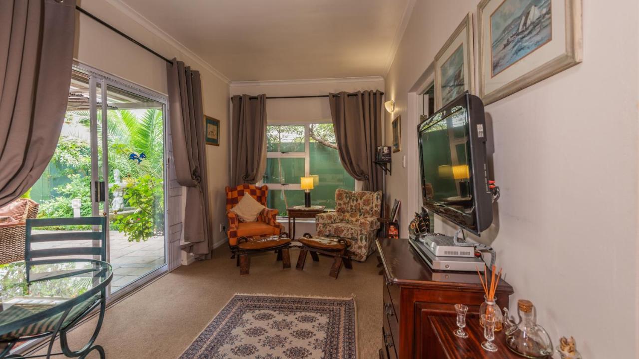Brown Jug Guest House Hermanus Exterior foto